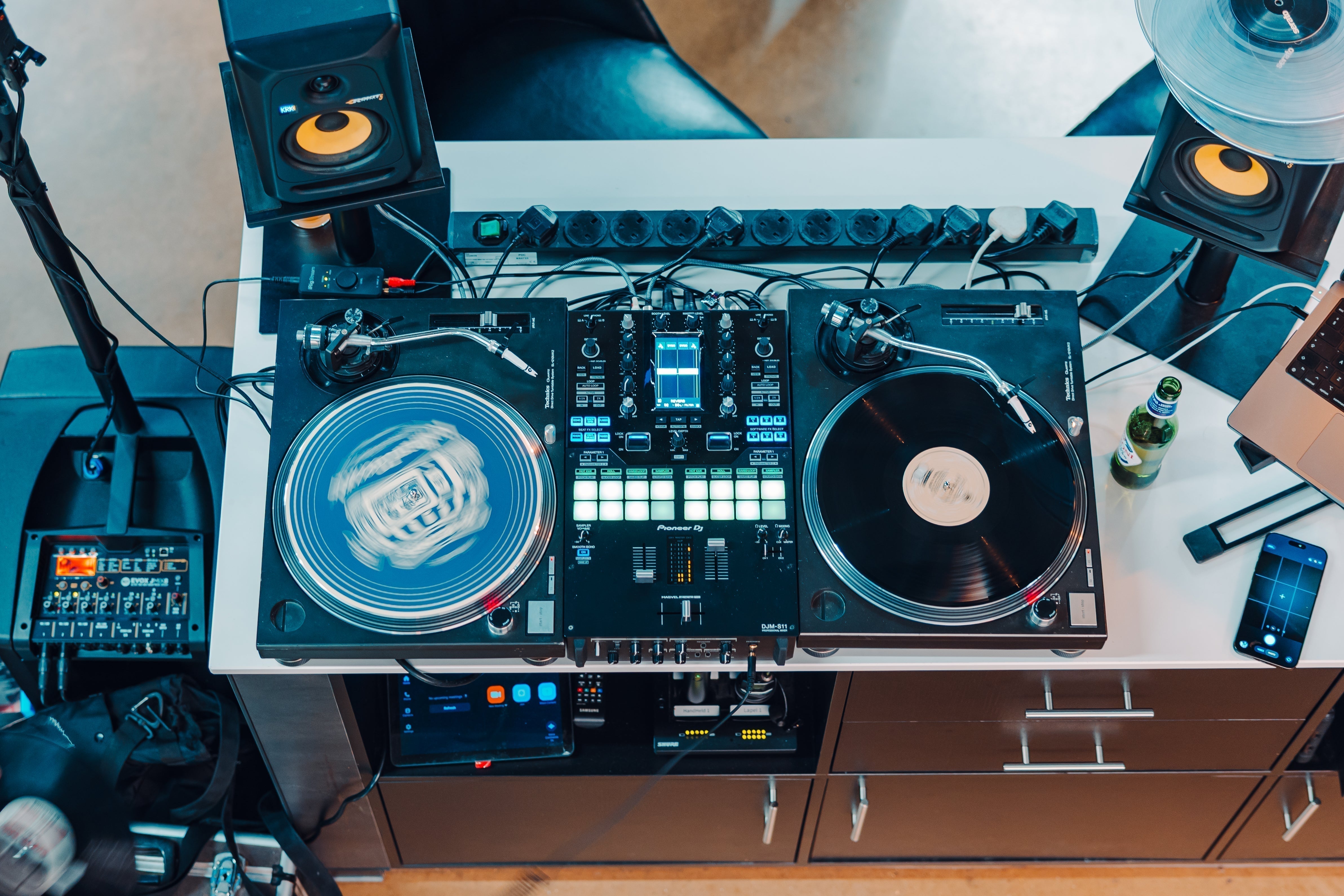 Hagerty Hangout - Rollhard Records