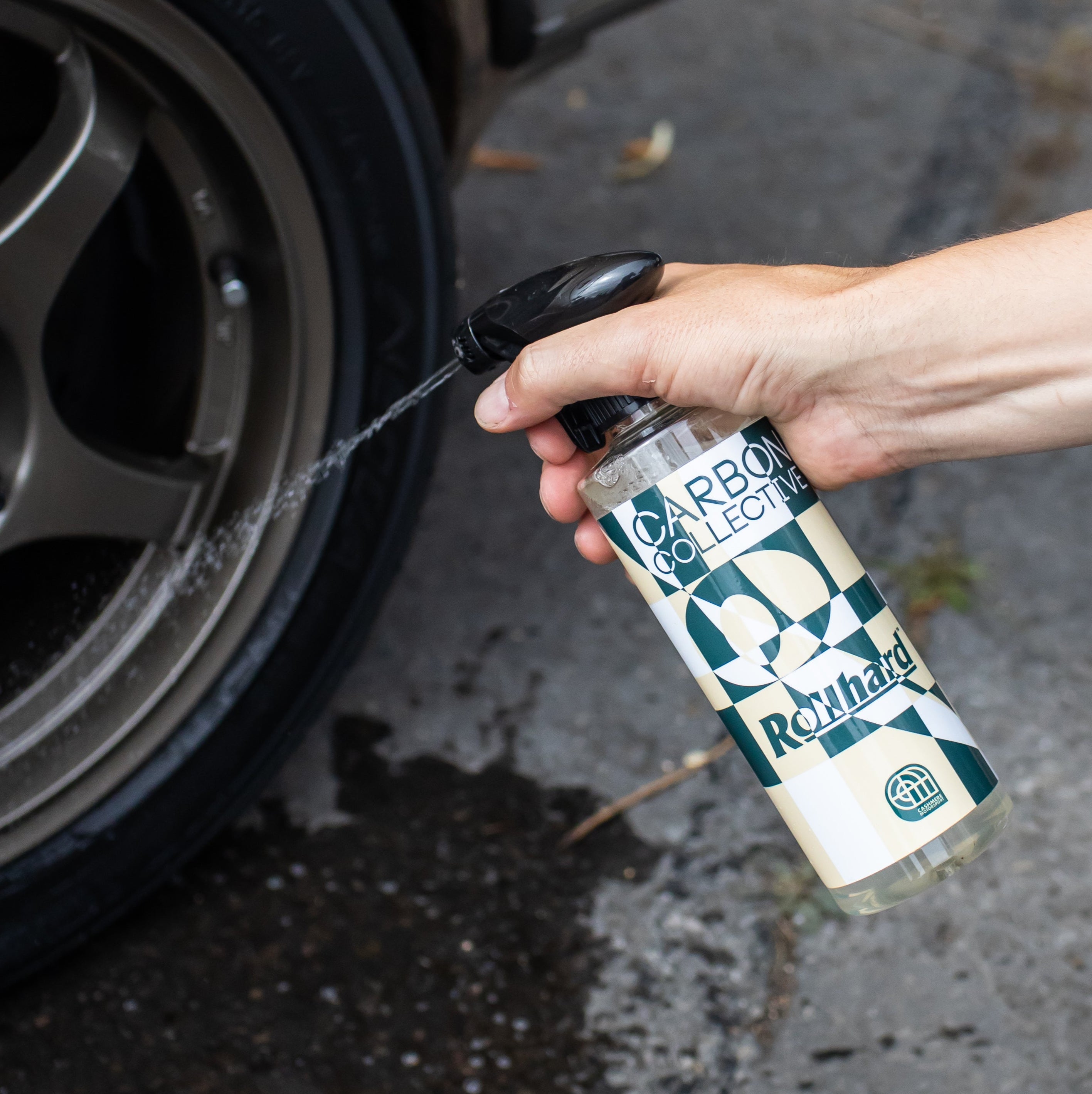 Rollhard x Cashmere Motorsport x Carbon Collective - Wheel Cleaner